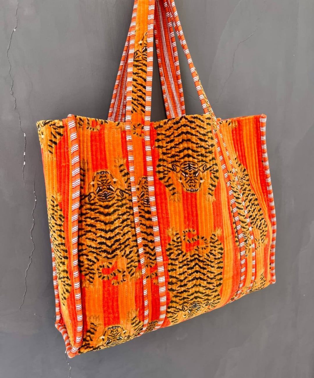 Velvet Tiger print tote bag-Orange