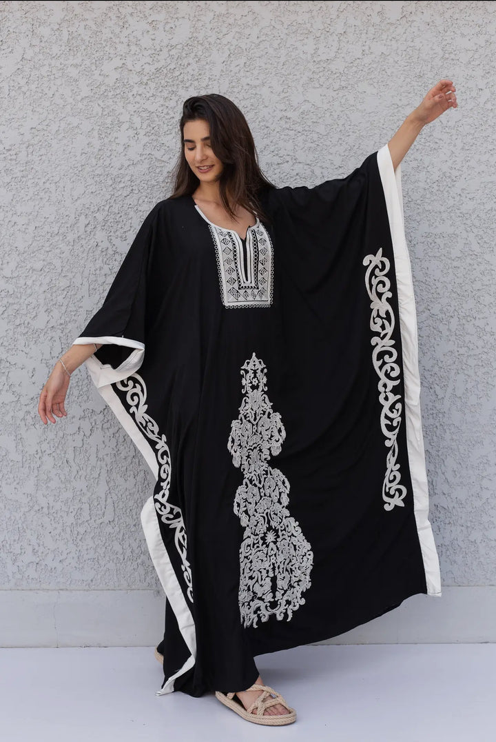 One size fits all Embroidered Kaftan dress-black and white
