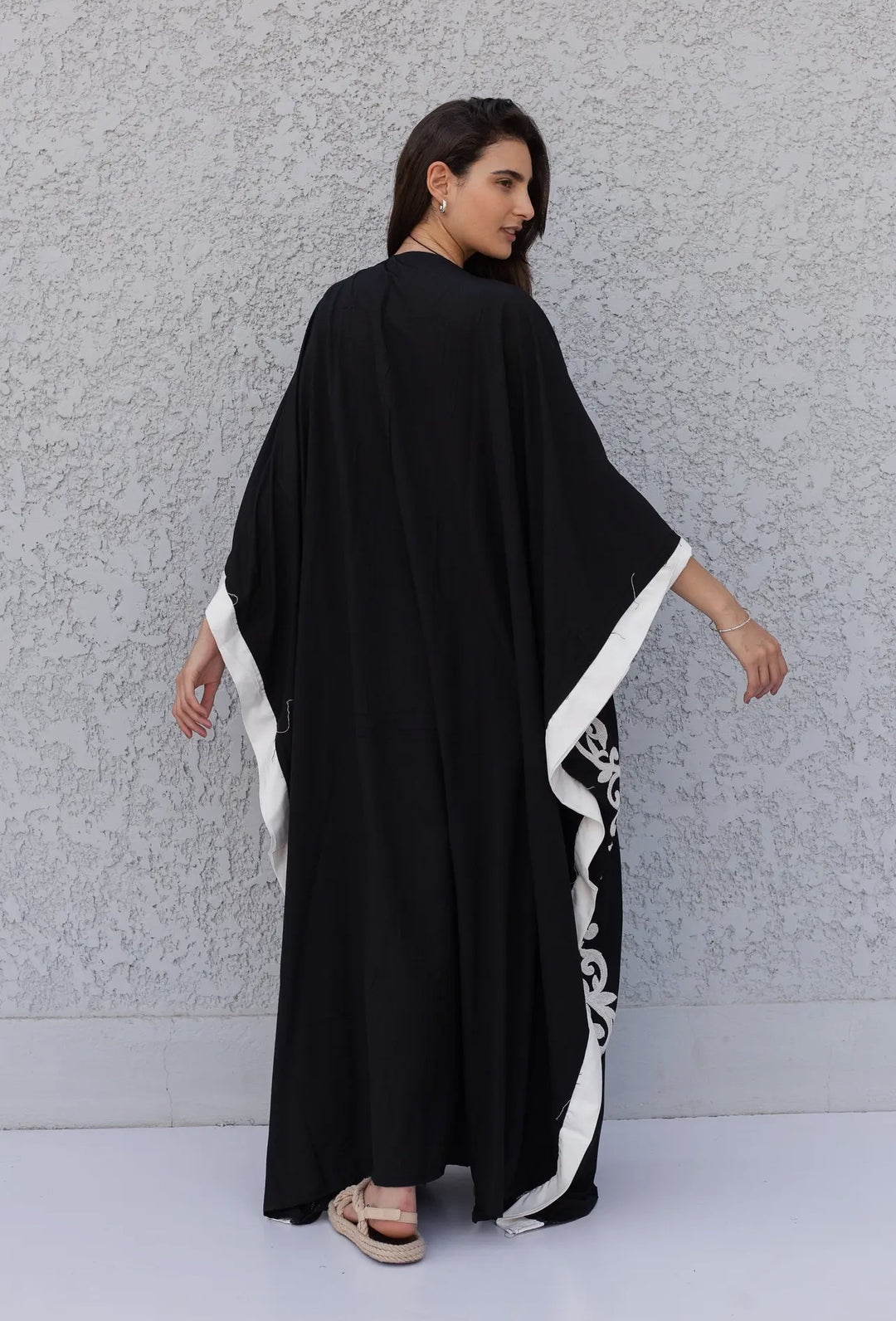 One size fits all Embroidered Kaftan dress-black and white