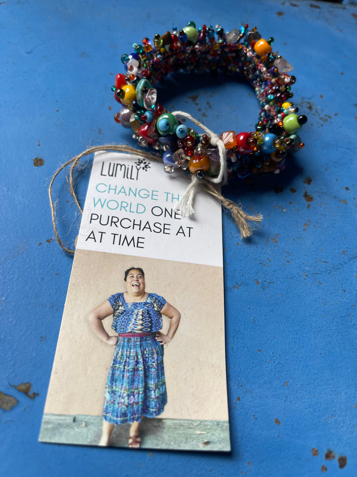 Capullo Magnetic Seed bead bracelet-Guatemala