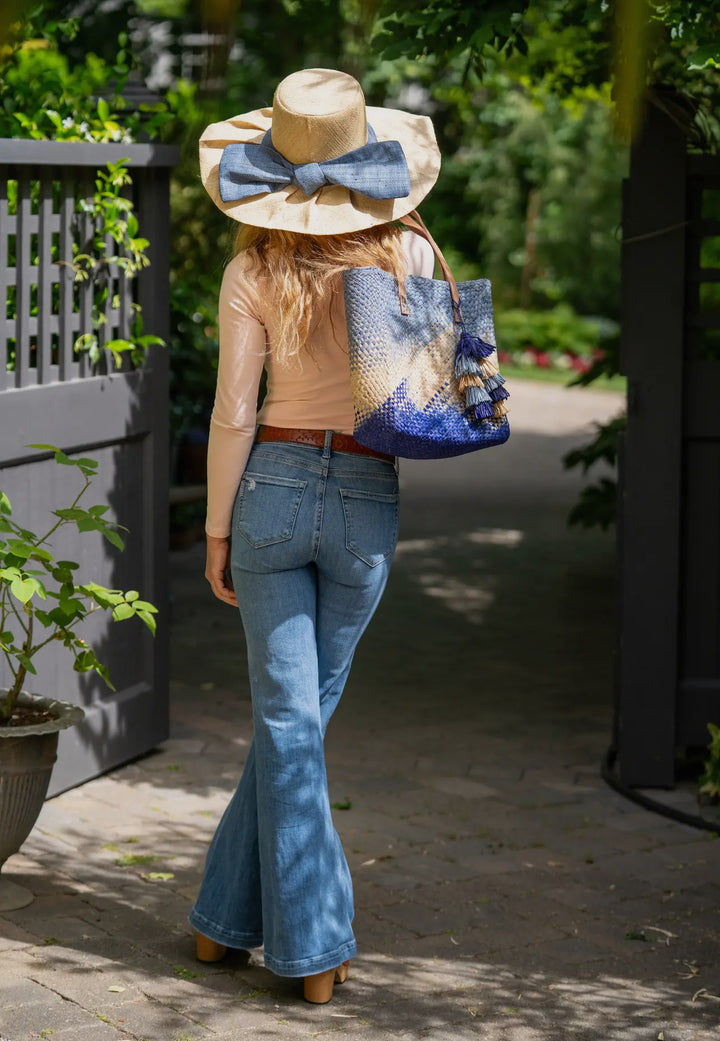 Ombre Straw Handbag with Tassel Charm-Sky blue/cream/Navy