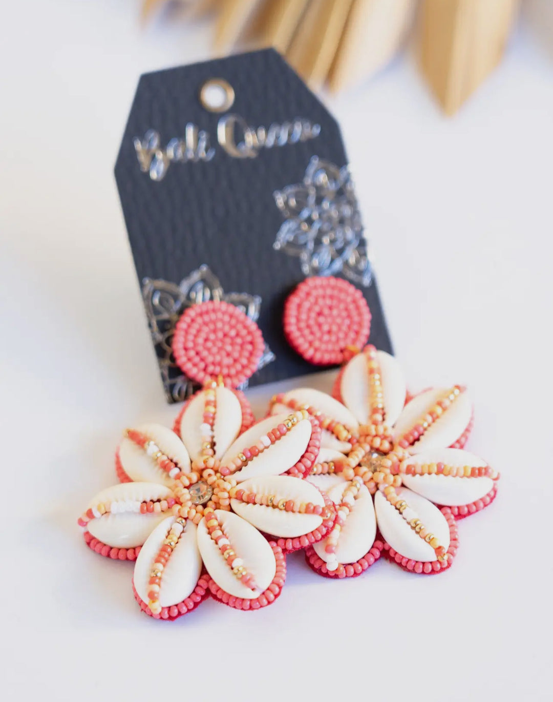Seashell Earrings-Pink Daisey