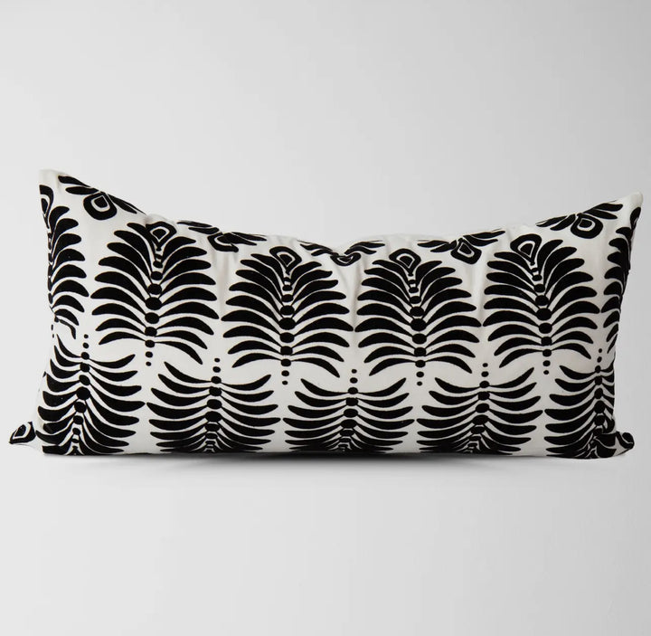 Serena Damask Lumbar pillow: Black and white