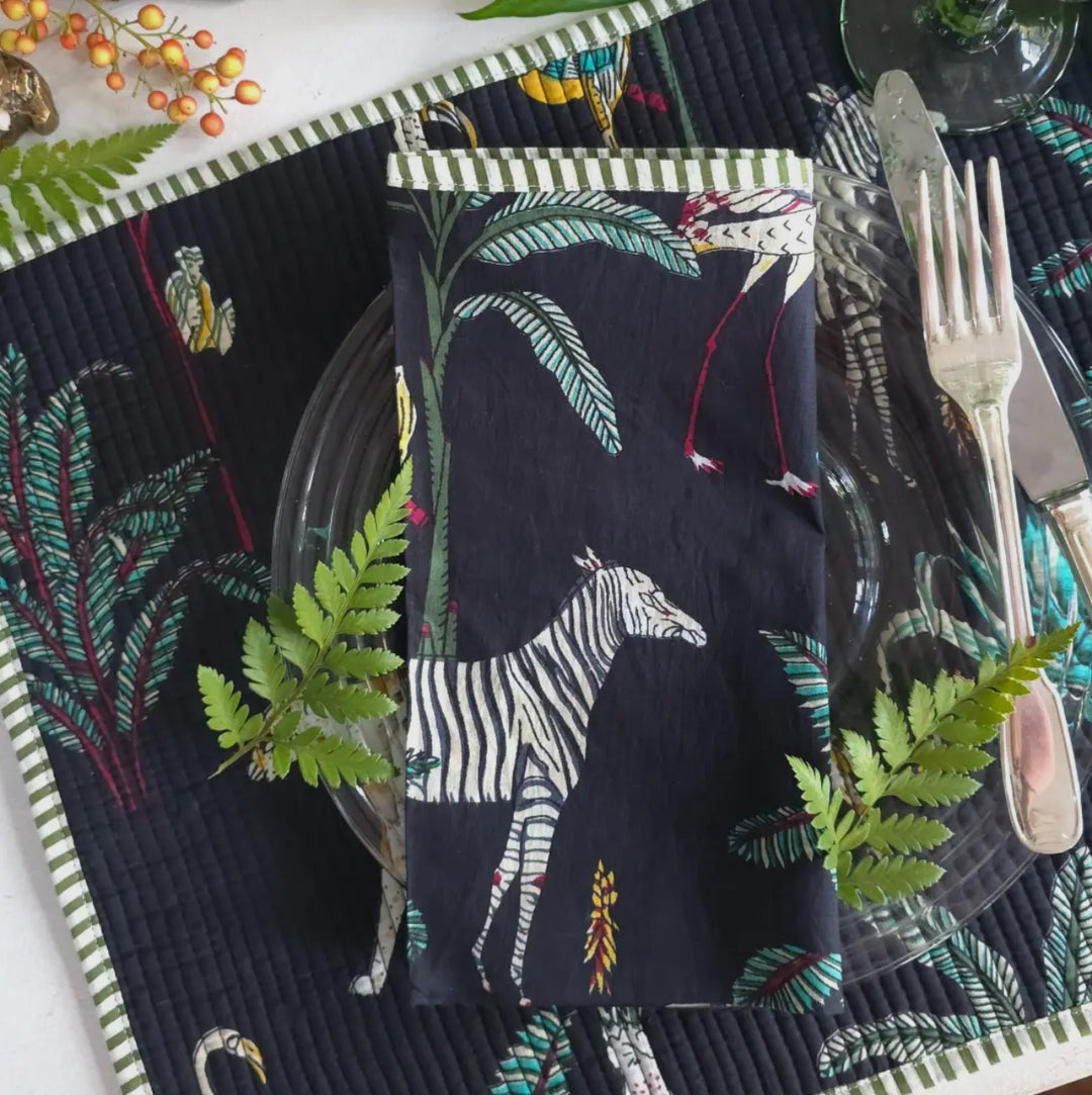 Jungle patterned handcrafted 100% cotton napkins-black