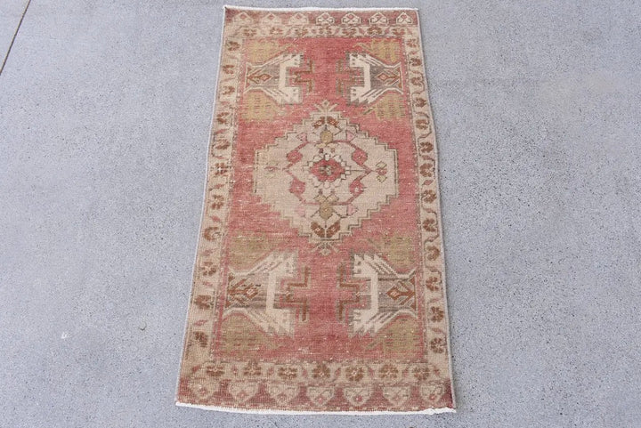 Vintage Handmade Moroccan Rug-Rose/Beige