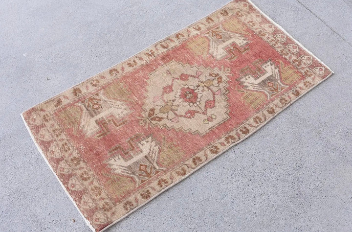 Vintage Handmade Moroccan Rug-Rose/Beige