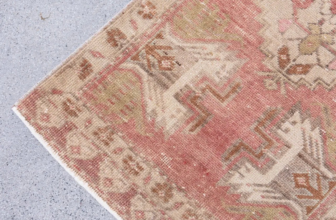 Vintage Handmade Moroccan Rug-Rose/Beige