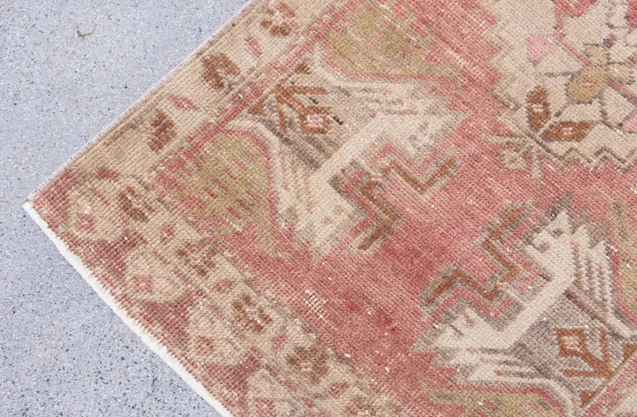 Vintage Handmade Moroccan Rug-Rose/Beige