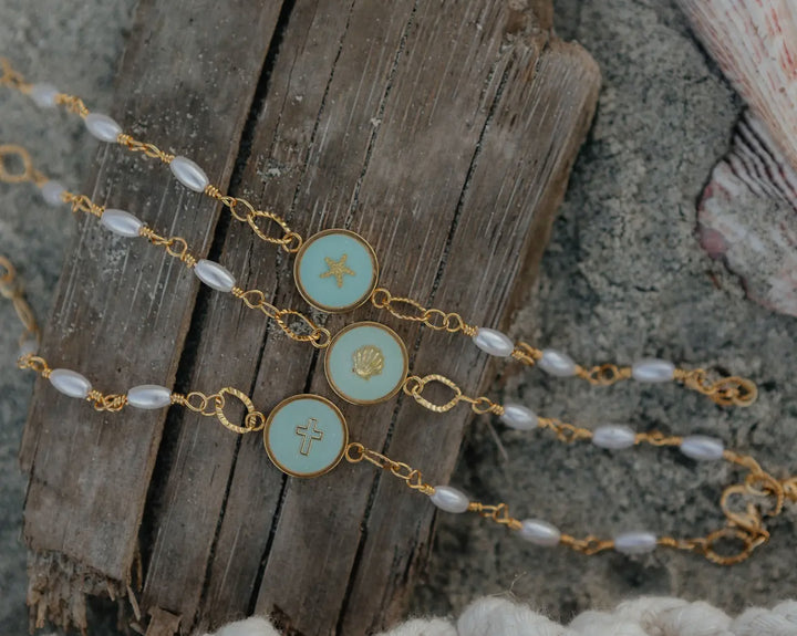 Seashell, pearl and 18k gold chain bracelet-Seafoam