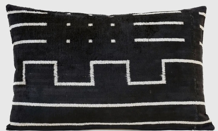 Graphic black and white 100% silk velvet lumbar pillow: 16"x24"