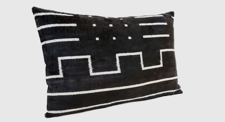 Graphic black and white 100% silk velvet lumbar pillow: 16"x24"