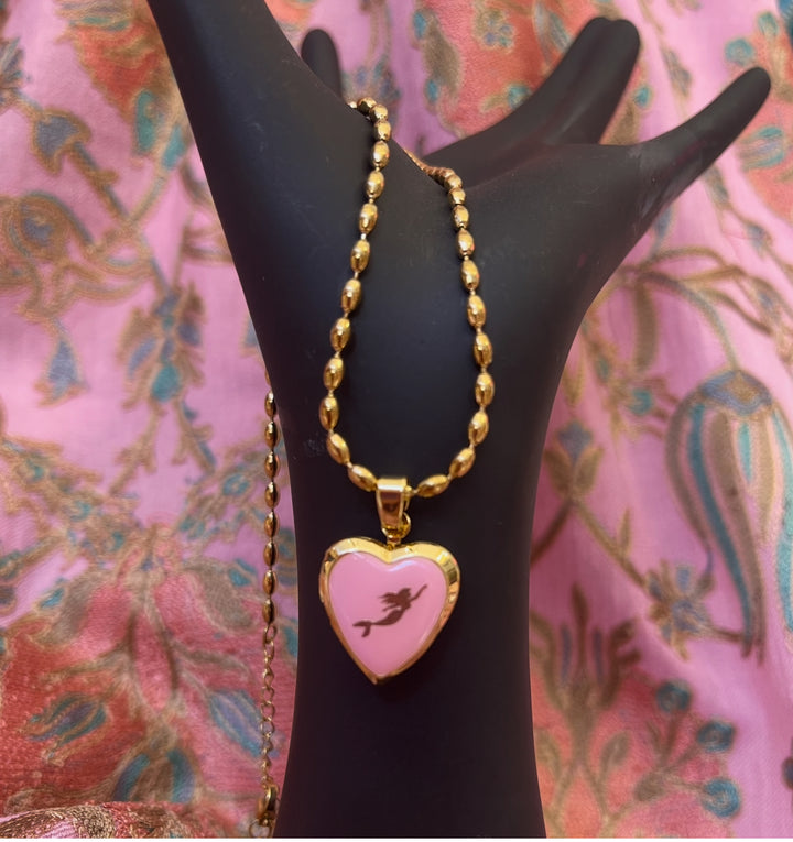 Gold Heart Pendant Necklace with Mermaid Motif-Pink Enamel
