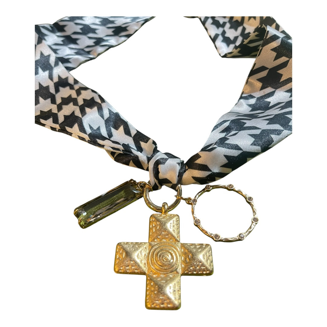 Scarf Charm Necklace-Houndstooth Black and White