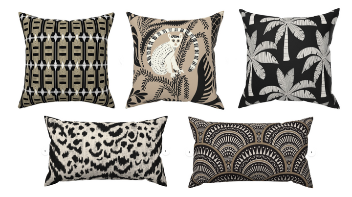 Custom Designer Throw Pillow-Lemur Jungle Scallop