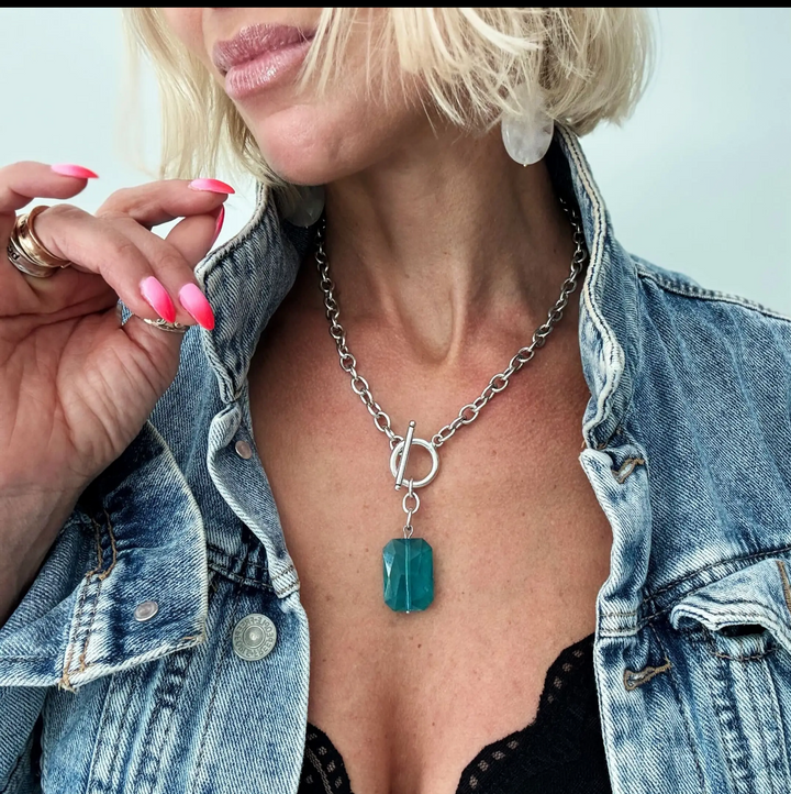 Rainbow Crystal Toggle Choker Necklace-Evergreen