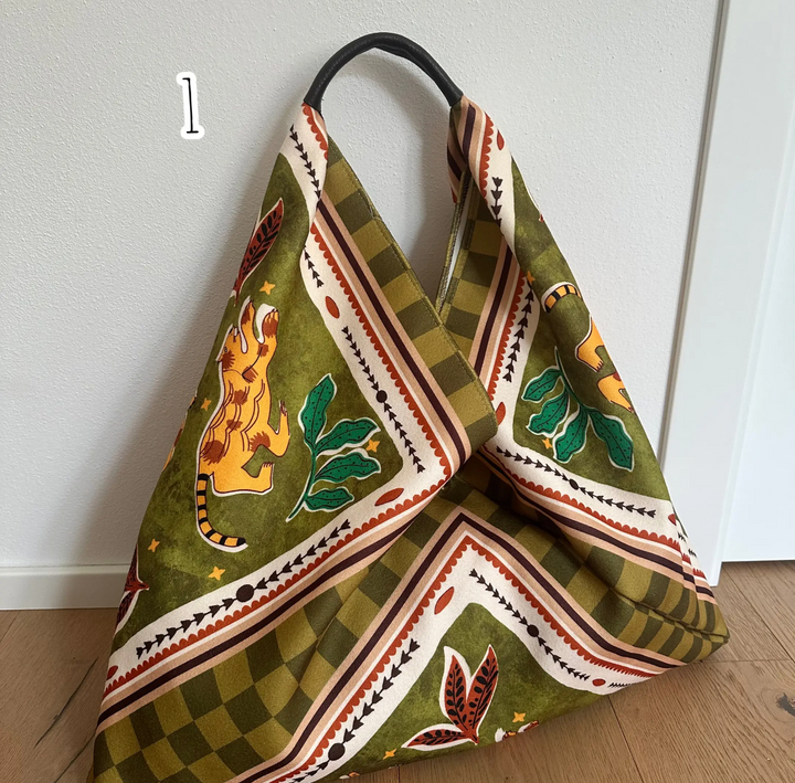 Tote Bag/Carry all-Jungle