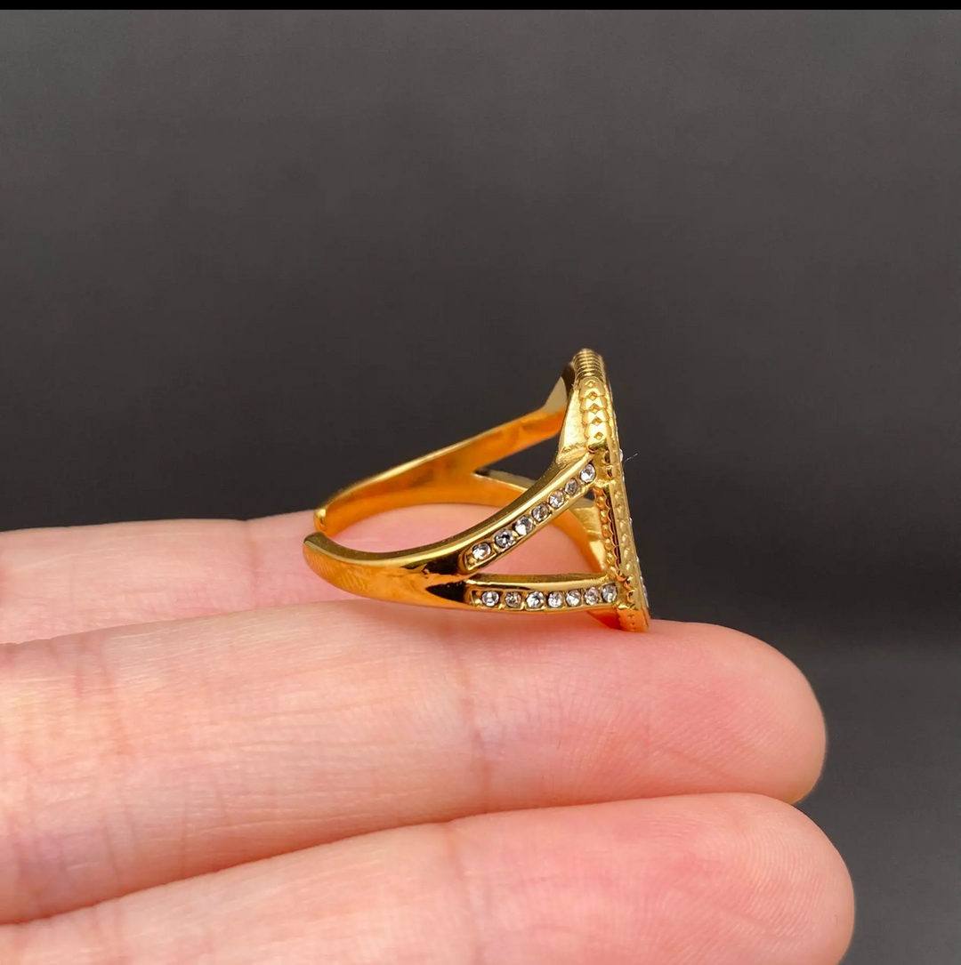 Zircon Inlaid Enamel 18K Gold Plated Steel Heart Ring.